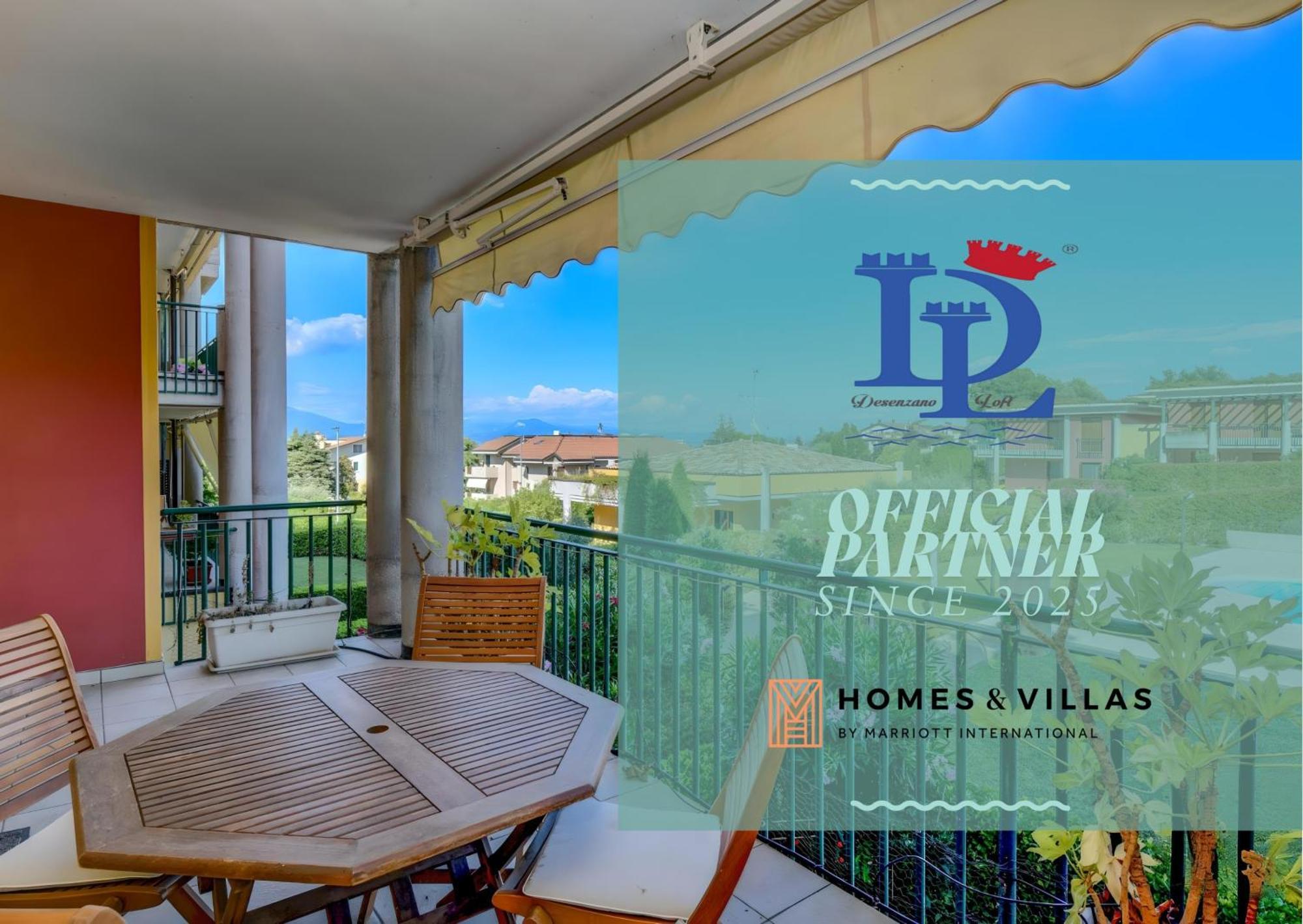 Desenzanoloft Official Partner Marriott Homes & Villas -Butterfly And 5 Pools Family Apartment Desenzano del Garda Kültér fotó