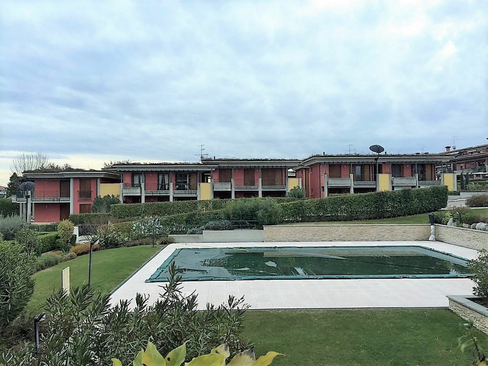 Desenzanoloft Official Partner Marriott Homes & Villas -Butterfly And 5 Pools Family Apartment Desenzano del Garda Kültér fotó